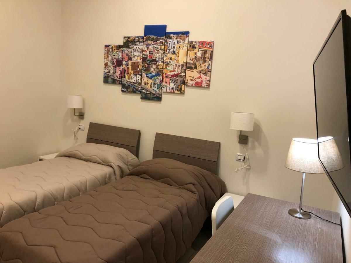 B&B La Dimora Del Conte Naples Extérieur photo