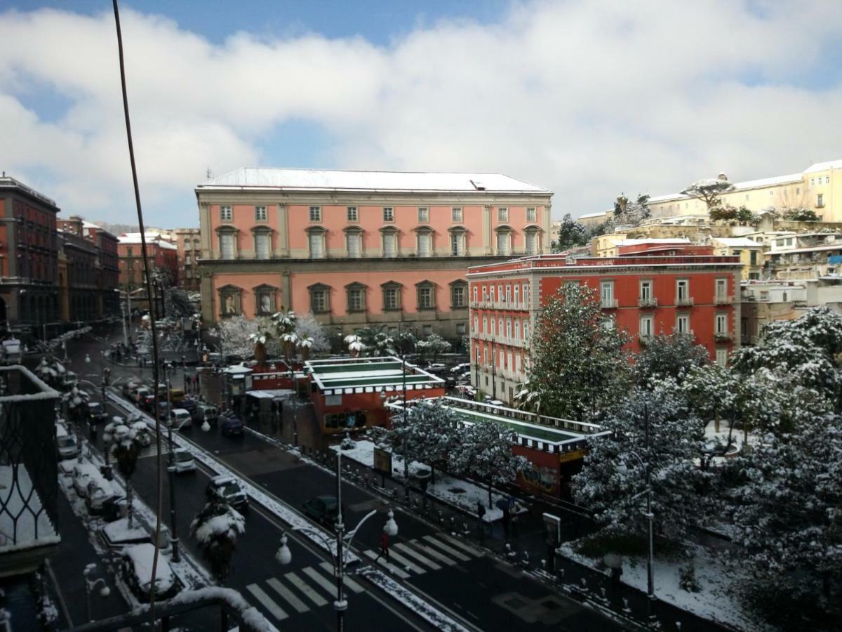 B&B La Dimora Del Conte Naples Extérieur photo
