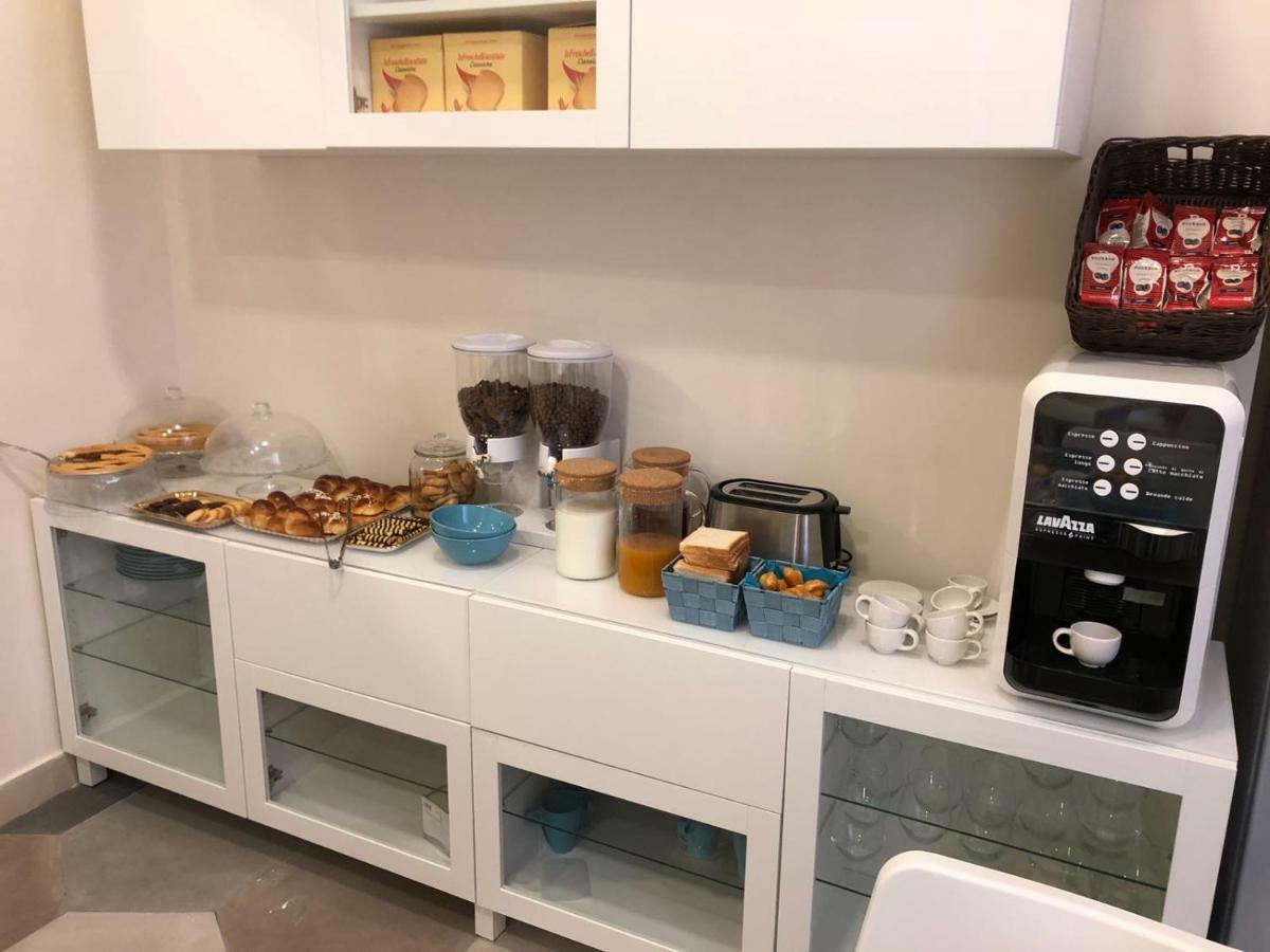 B&B La Dimora Del Conte Naples Extérieur photo